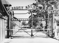 cancelli di Auschwitz