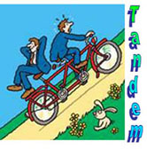 immagine di due persone in tandem